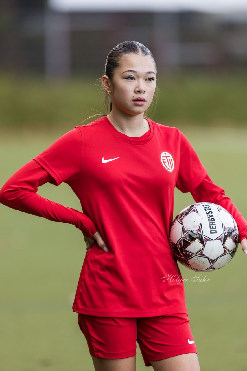 Bild 182 - wCJ Eimsbuettler TV - FC Rosengarten : Ergebnis: 2:0